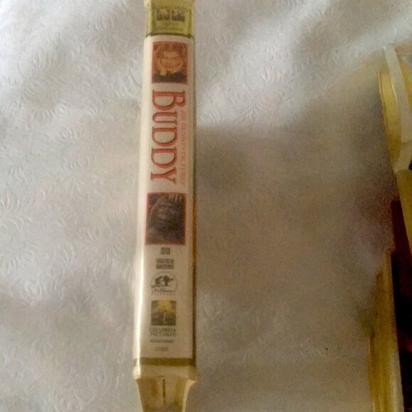 Vintage 1997 Columbia Tristar BUDDY VHS#21600 - Picture 5 of 7